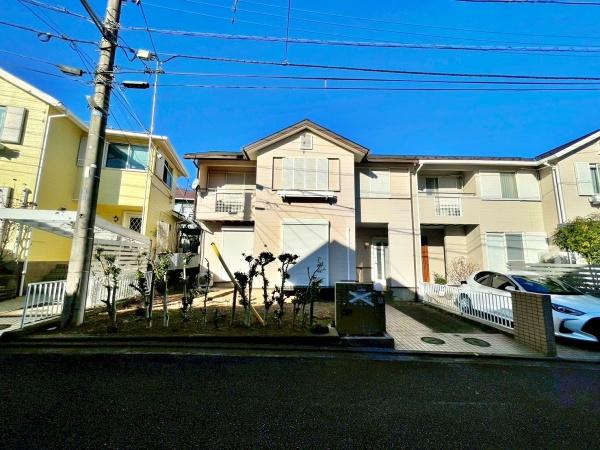 �����s�����q�s�v�ێR��2���ڂ̒��Ãe���X�n�E�X�̒��ԏ�