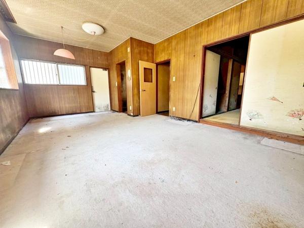 �����s�����q�s�������q��3���ڂ̒��È�ˌ��Ẵ��r���O