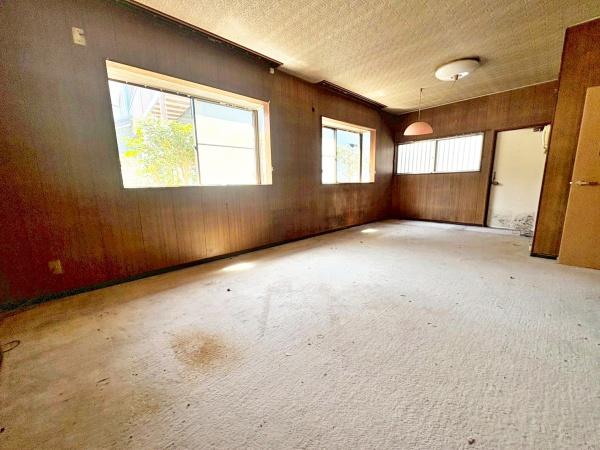 �����s�����q�s�������q��3���ڂ̒��È�ˌ��Ẵ��r���O