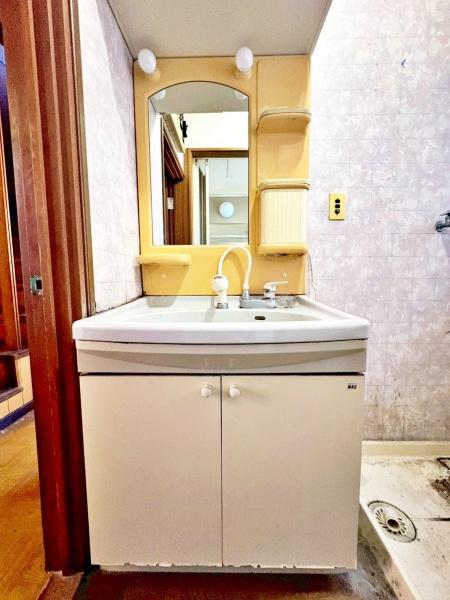 �����s�����q�s�������q��3���ڂ̒��È�ˌ��Ă̐��ʑ�E���ʏ�