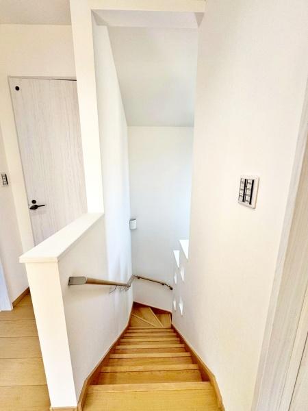 �����s�����q�s�������q��2���ڂ̒��È�ˌ��Ă̂��̑�����