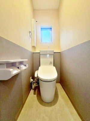 �����s�����q�s�������q��2���ڂ̒��È�ˌ��Ẵg�C��