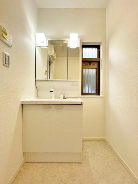 �����s�����q�s�ێR���̒��È�ˌ��Ă̐��ʑ�E���ʏ�