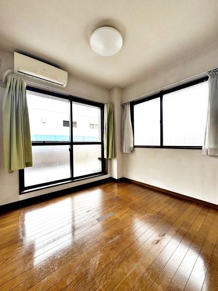 �����s�����q�s���q���̒��Ã}���V�����̗m��