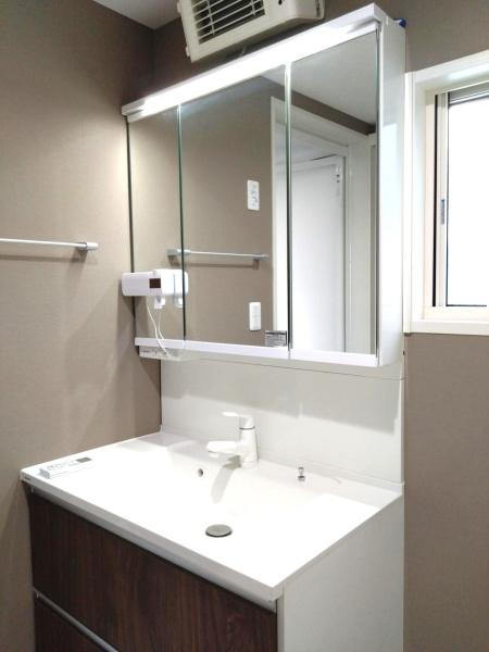 �����s�����q�s���P�u2���ڂ̒��È�ˌ��Ă̐��ʑ�E���ʏ�