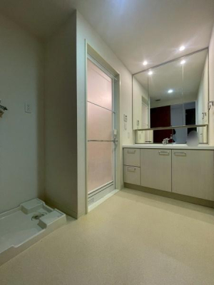 �����s�����q�s����쒬�̒��Ã}���V�����̐��ʑ�E���ʏ�