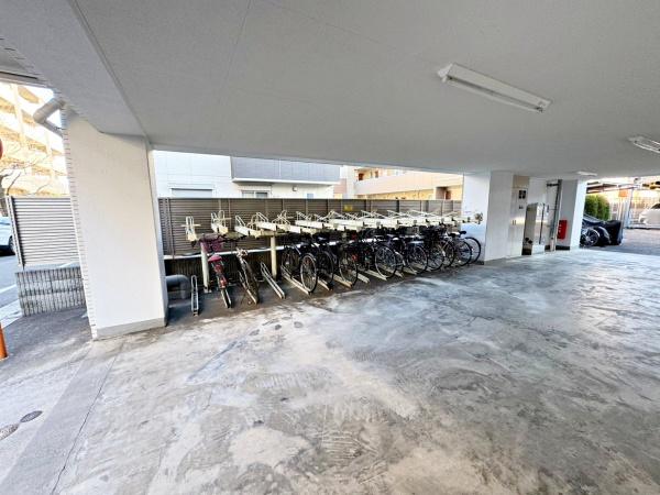 �����s�����q�s����쒬�̒��Ã}���V�����̂��̑����p��