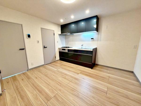 �����s���c�J�拋�c4���ڂ̒��Ã}���V�����̃��r���O