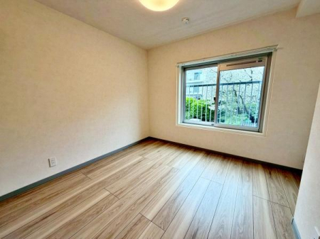 �����s���c�J�拋�c4���ڂ̒��Ã}���V�����̗m��