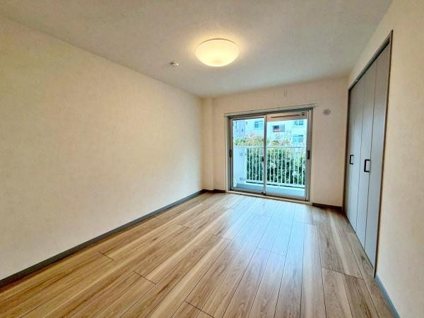 �����s���c�J�拋�c4���ڂ̒��Ã}���V�����̗m��