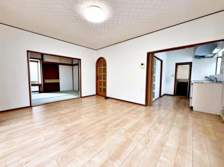 �����s�����q�s�Œ�1���ڂ̒��È�ˌ��Ẵ��r���O