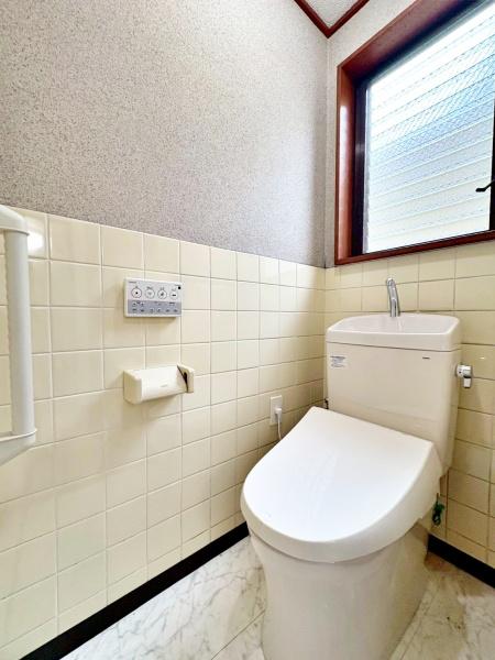 �����s�����q�s�Œ�1���ڂ̒��È�ˌ��Ẵg�C��