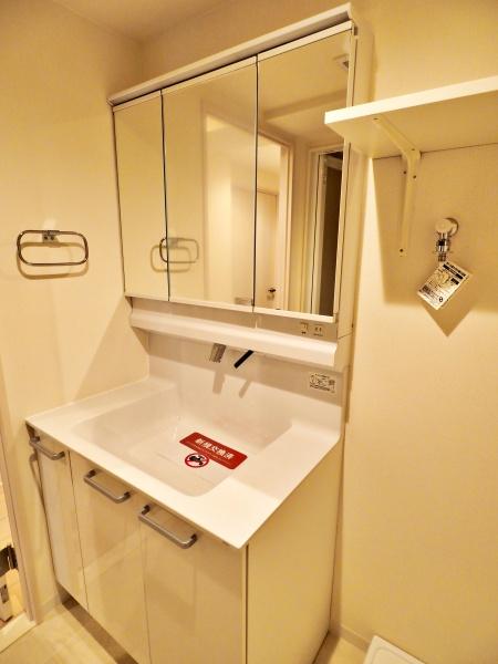 �����s���n��L�ʓ�2���ڂ̒��Ã}���V�����̐��ʑ�E���ʏ�