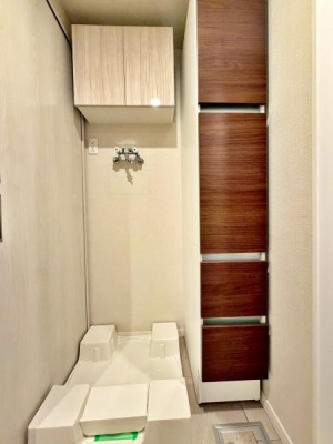 �����s���c�J��ʐ�3���ڂ̒��Ã}���V�����̐��ʑ�E���ʏ�