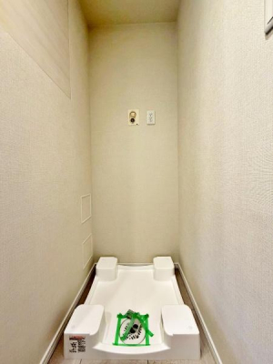 �����s���c�J���n1���ڂ̒��Ã}���V�����̐��ʑ�E���ʏ�