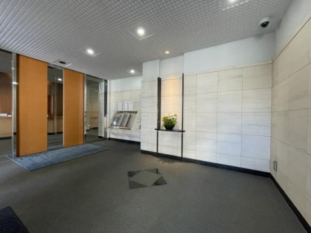 �����s���c�J��ʐ��2���ڂ̒��Ã}���V�����̃G���g�����X