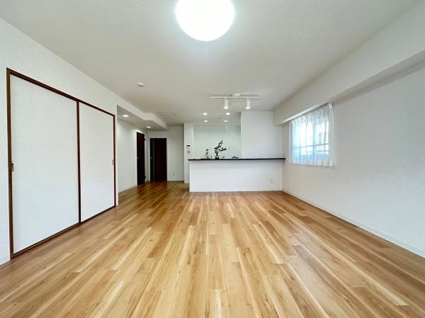 �����s�����q�s�v�ێR��1���ڂ̒��Ã}���V�����̃��r���O