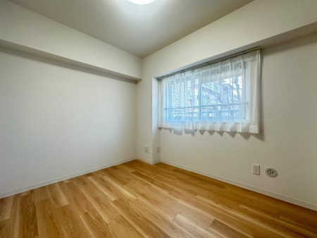 �����s�����q�s�v�ێR��1���ڂ̒��Ã}���V�����̗m��