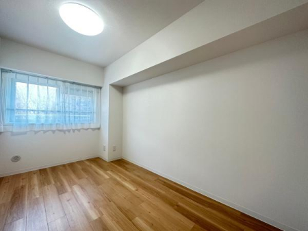 �����s�����q�s�v�ێR��1���ڂ̒��Ã}���V�����̗m��