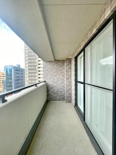 �����s�����q�s���R���̒��Ã}���V�����̃o���R�j�[