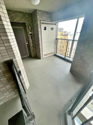 �����s�����q�s���R���̒��Ã}���V�����̌���