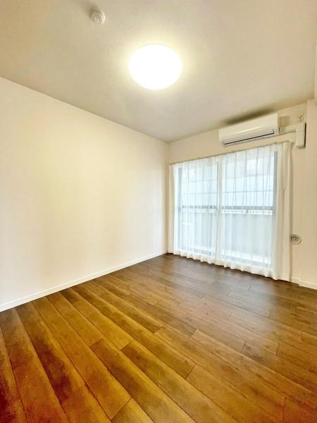 �����s�����q�s���R���̒��Ã}���V�����̗m��