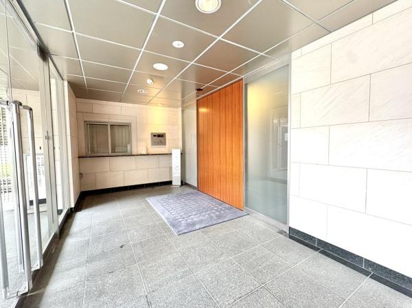 �����s������l�c�R1���ڂ̒��Ã}���V�����̃G���g�����X