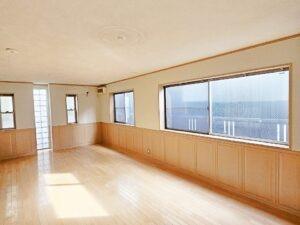 東京都世田谷区成城4丁目の中古一戸建てのリビング