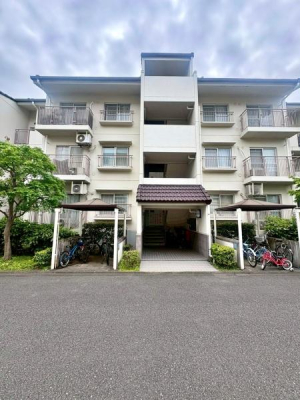 �����s�����q�s���؂̒��Ã}���V�����̌��n�O�ώʐ^