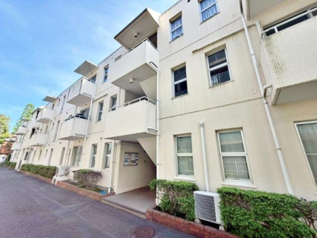 �����s���c�J���3���ڂ̒��Ã}���V�����̌��n�O�ώʐ^