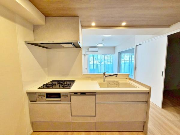 �����s���n����R1���ڂ̒��Ã}���V�����̃L�b�`��