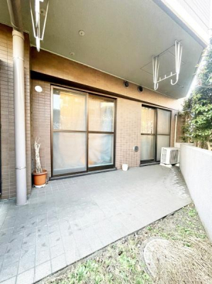 �����s����s�����̒��Ã}���V�����̃o���R�j�[