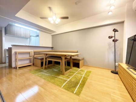 �����s����s�����̒��Ã}���V�����̃��r���O