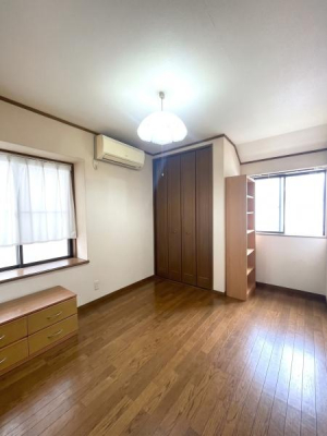 �����s�����q�s������̒��È�ˌ��Ă̗m��