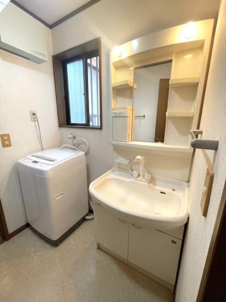 �����s�����q�s������̒��È�ˌ��Ă̐��ʑ�E���ʏ�