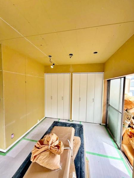 �����s����擌����1���ڂ̒��Ã}���V�����̃��r���O