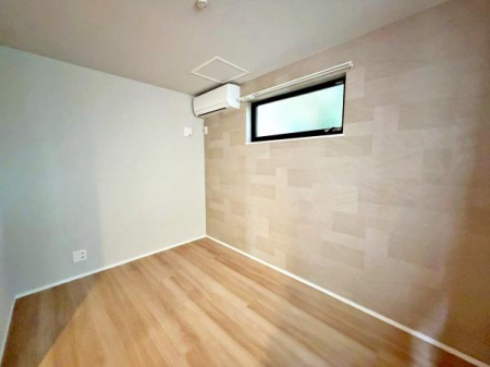 �����s�������5���ڂ̐V�z��ˌ��Ă̂��̑�����