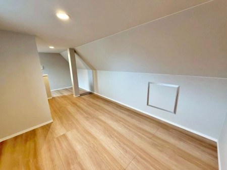 �����s�������5���ڂ̐V�z��ˌ��Ă̂��̑�����