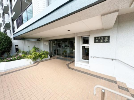 �����s�����q�s�k�쒬�̒��Ã}���V�����̃G���g�����X