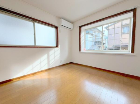 �����s�����揼�m��1���ڂ̒��È�ˌ��Ẵ��r���O