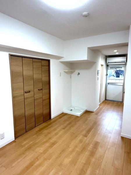 東京都中野区東中野1丁目の中古マンションの洋室