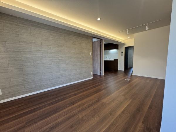 �����s�����{��1���ڂ̒��Ã}���V�����̃��r���O