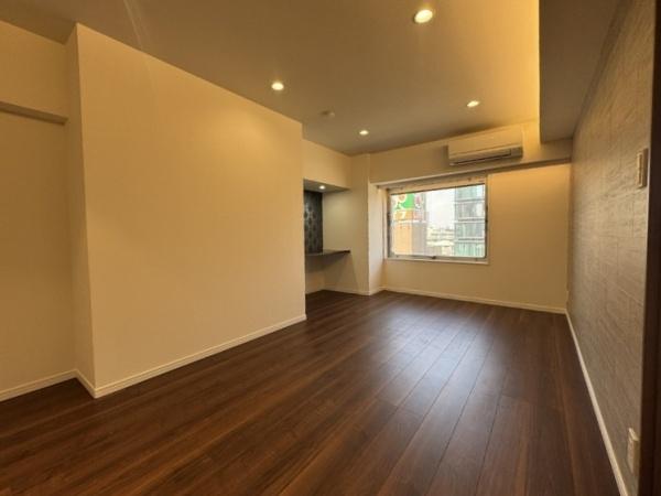 �����s�����{��1���ڂ̒��Ã}���V�����̃��r���O