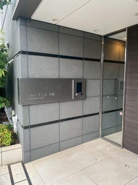 �����s������a��2���ڂ̒��Ã}���V�����̃G���g�����X