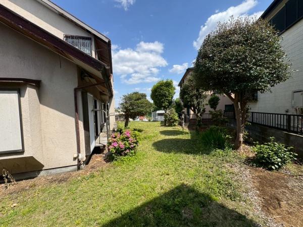 東京都八王子市山田町の中古一戸建ての庭