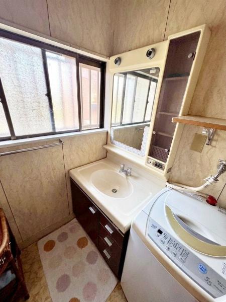 �����s�����q�s�R�c���̒��È�ˌ��Ă̐��ʑ�E���ʏ�