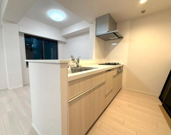 �����s���c�J�搢�c�J4���ڂ̒��Ã}���V�����̃L�b�`��