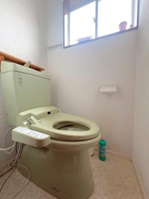 �����s���c�J��k�G�R4���ڂ̒��È�ˌ��Ẵg�C��