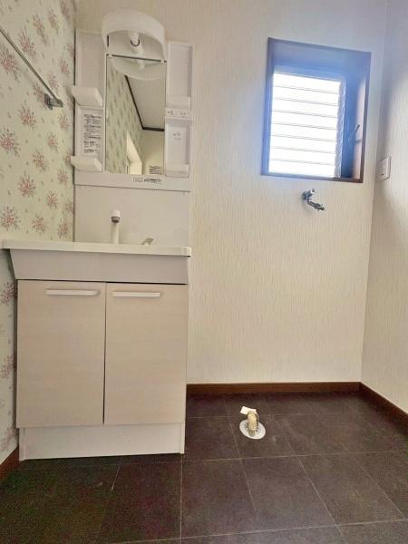 �����s�����q�s�U�c��5���ڂ̒��È�ˌ��Ă̐��ʑ�E���ʏ�